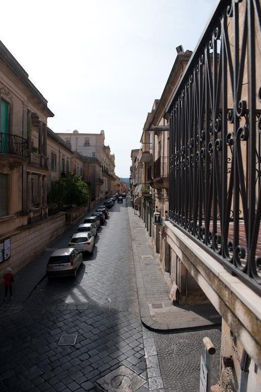 Suite Barocca Ното Номер фото