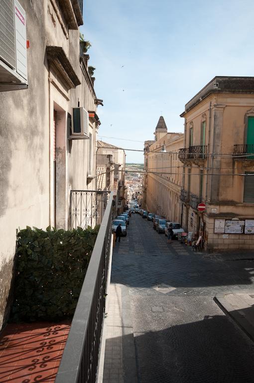 Suite Barocca Ното Номер фото